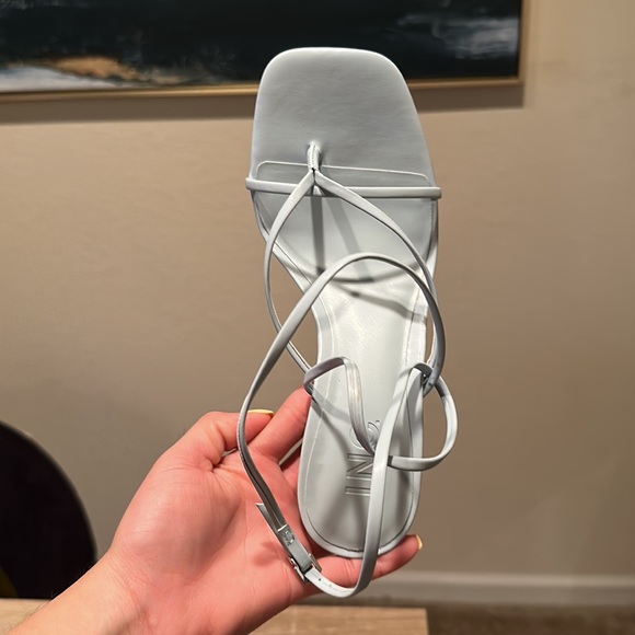 I.N.C. Round heel strap sandals in baby blue - Picture 2 of 10
